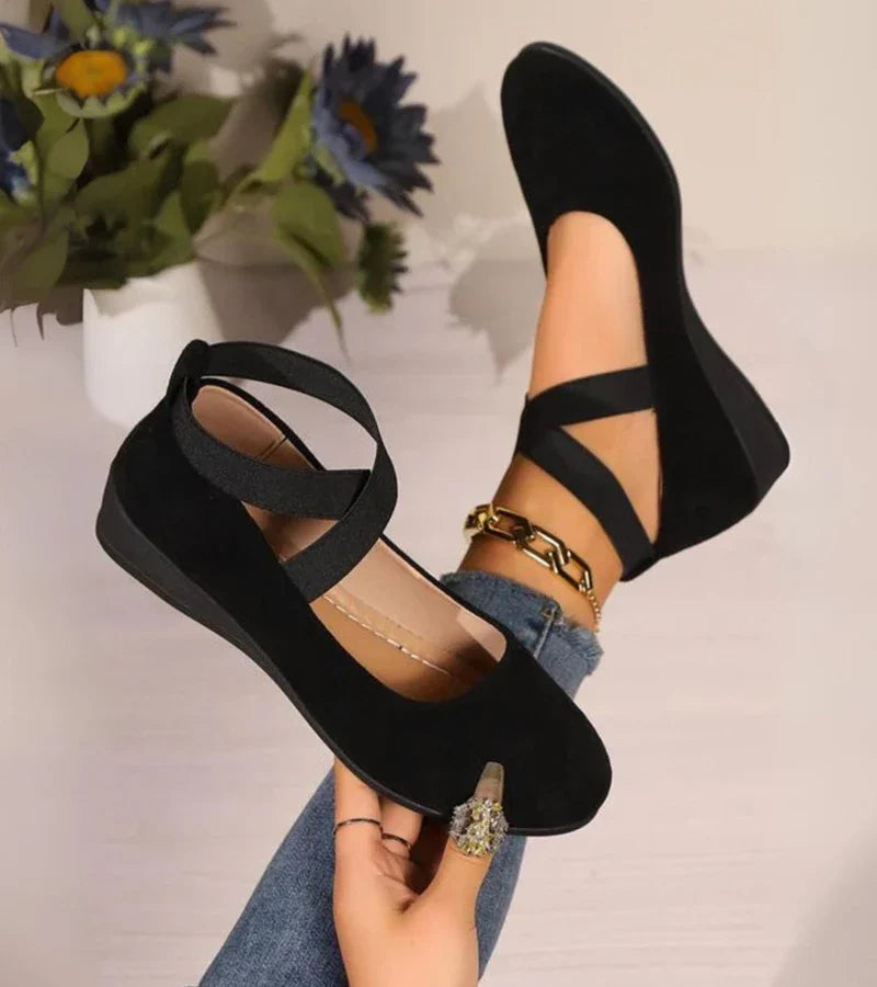 Vittoria | Ballerine chiuse con zeppa