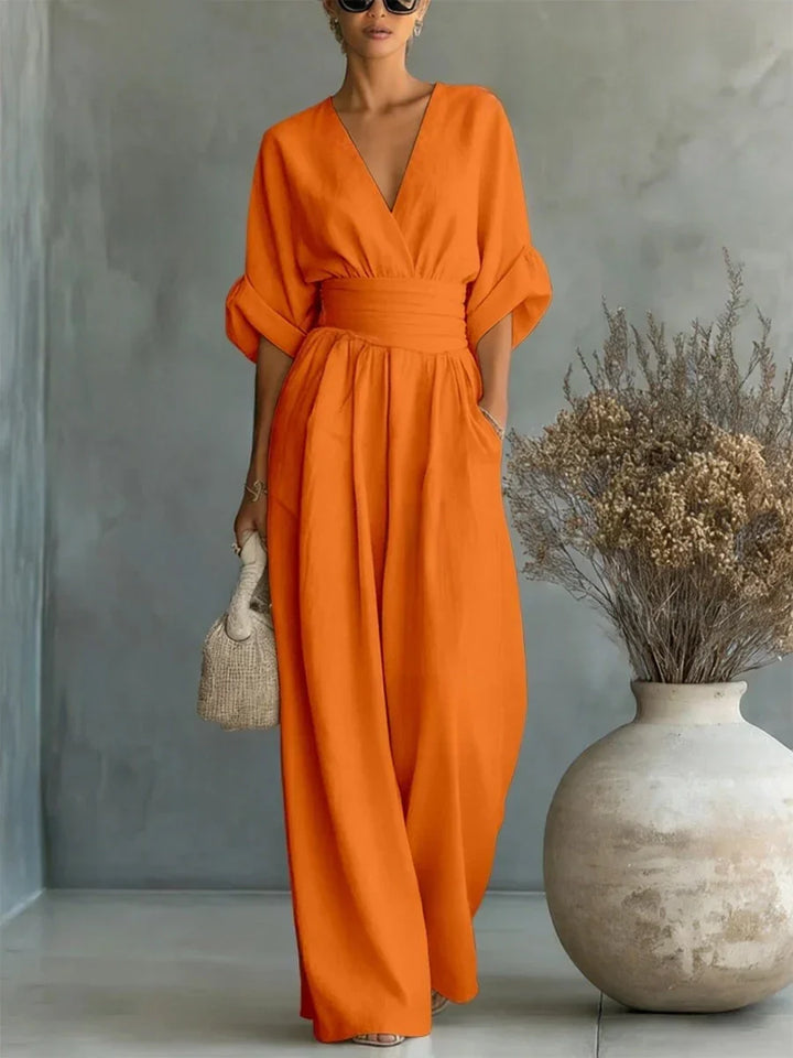 Combinazione elegante con scollatura