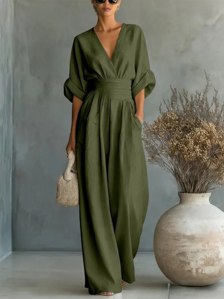 Combinazione elegante con scollatura
