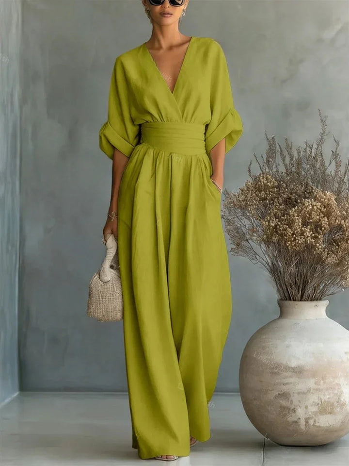 Combinazione elegante con scollatura